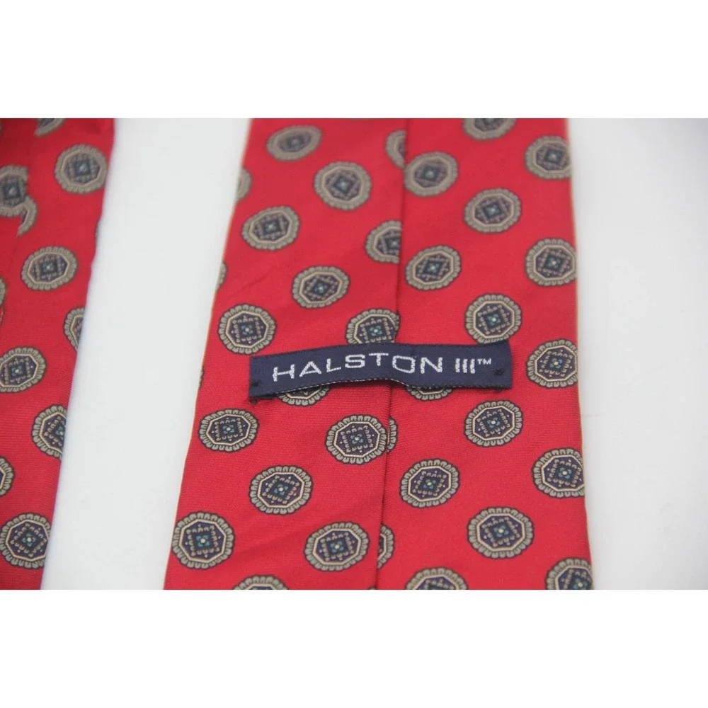 Halston III Men's Necktie Tie Silk Red Geometric USA Preppy Old Money Classic
